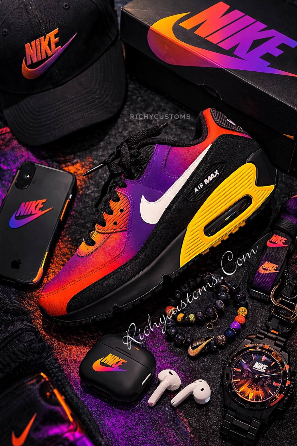 Dark Chrome Galaxy 90s🖤🖤